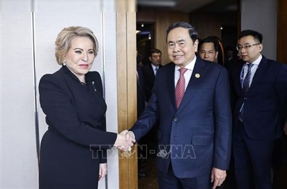 Chủ tịch Quốc hội Trần Thanh Mẫn hội kiến Chủ tịch Hội đồng Liên bang Nga