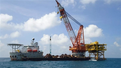Phát hiện mỏ dầu khổng lồ 430 triệu thùng ngoài khơi Việt Nam
