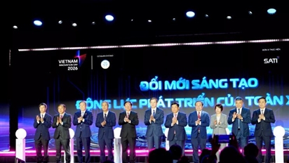 Dấu mốc lịch sử Doi Moi 2.0: Lần đầu tiên Việt Nam vào nhóm xếp hạng Đầu tư của R&I