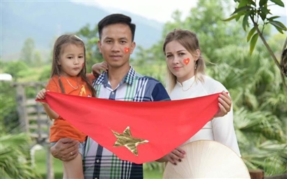Lấy chồng Việt hơn 16 tuổi, cô gái Nga quyết về Bắc Ninh làm dâu sau một biến cố