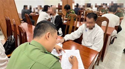 47 người Việt Nam bị Mỹ trục xuất