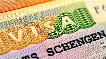EU siết chặt thị thực đối với công dân Nga