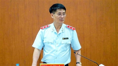 Việt Nam: Con trai cựu Giám đốc Bảo tàng Lịch sử quốc gia lấn chiếm đất công giữa Hà Nội