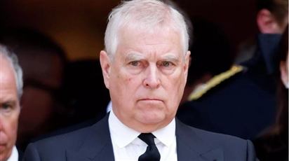 Hoàng tử Andrew là thành viên Hoàng gia đầu tiên bị bắt giữ trong 500 năm qua