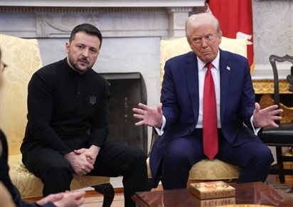 Ông Trump lại công kích ông Zelensky, cảnh báo 'sốc' về tương lai của Ukraine