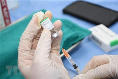 Bộ Y tế chính thức cho tiêm trộn vắc xin AstraZeneca, Pfizer và Moderna