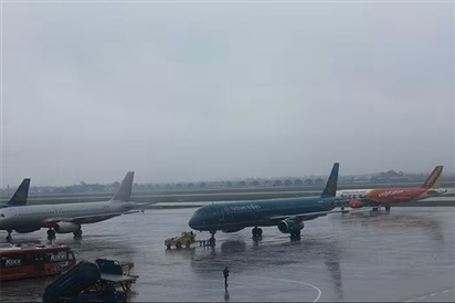 Hoãn, hủy thêm nhiều chuyến bay ngày 24/9 vì bão Ragasa