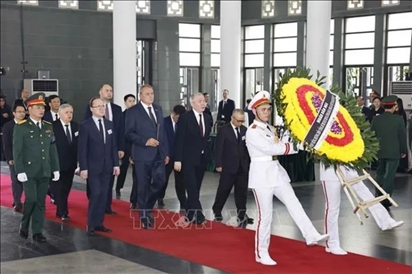Đoàn đại biểu Liên bang Nga viếng Tổng Bí thư Nguyễn Phú Trọng