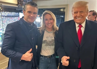 Bức ảnh mới của ông Trump gây chú ý