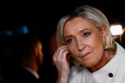 Đối thủ hàng đầu của Tổng thống Pháp Macron bị điều tra