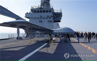 Tàu sân bay Hàn Quốc sẽ trang bị phi đội UAV thay vì máy bay chiến đấu F-35