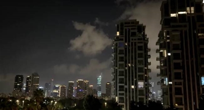 Houthi phóng tên lửa vào Israel, còi báo động vang khắp Tel Aviv