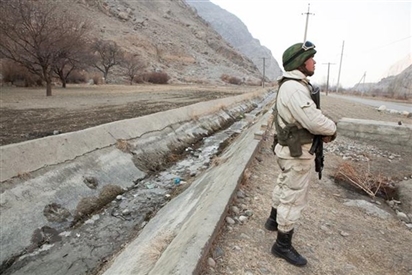 Kyrgyzstan, Tajikistan đạt thỏa thuận chấm dứt đụng độ ở biên giới