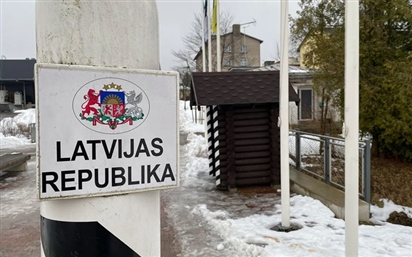 Nghị sĩ Latvia bị trục xuất khỏi phiên họp quốc hội vì nói tiếng Nga