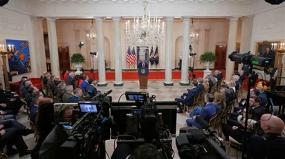 Tình báo Mỹ 'chịu thua' Tổng thống Trump