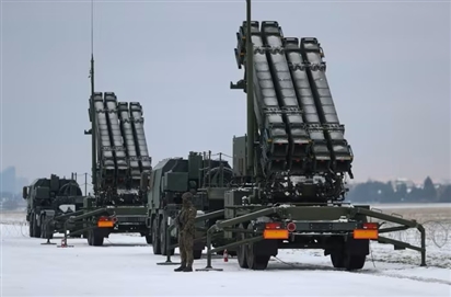Patriot 'không còn miễn phí': Mỹ gợi ý Ukraine chi tiền mua hoặc đổi bằng tài nguyên