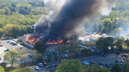 Xả súng, đốt nhà thờ kinh hoàng tại Mỹ