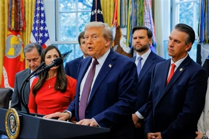 Tổng thống Trump cảnh báo tấn công bất kỳ quốc gia nào buôn bán ma túy vào Mỹ