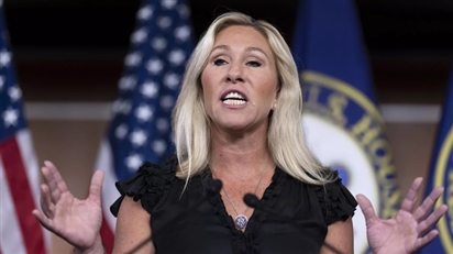 Nữ nghị sĩ kêu gọi Hoa Kỳ ngừng tài trợ cho xung đột ở Ukraina