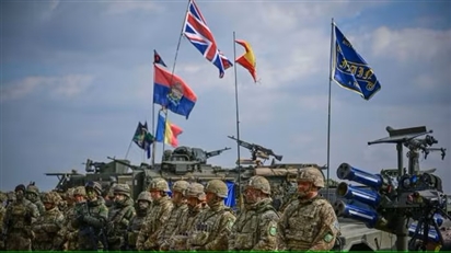 Khi cánh cửa NATO đóng với Ukraine