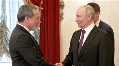 Tổng thống Putin: Nhân dân Iran đang chiến đấu dũng cảm và anh hùng vì chủ quyền của mình