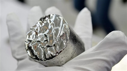 ''Đắt đỏ gấp 60 lần''. Trung Quốc rút ra ''lá bài sát thủ'' chống lại Hoa Kỳ