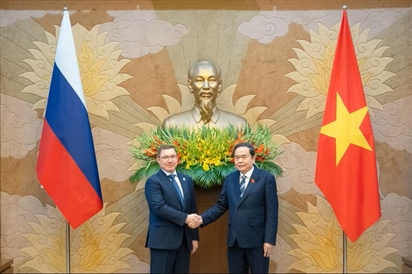 Chủ tịch Quốc hội Trần Thanh Mẫn tiếp Bí thư Đại hội đồng Đảng Chính trị nước Nga thống nhất, Phó Chủ tịch thứ nhất Hội đồng Liên bang Nga