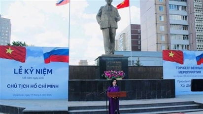 Ở quê hương Lenin kỷ niệm 135 năm ngày sinh Bác Hồ