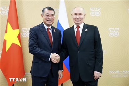 Thủ tướng Lê Minh Hưng gặp Tổng thống Putin: Sớm triển khai Nhà máy điện hạt nhân Ninh Thuận 1
