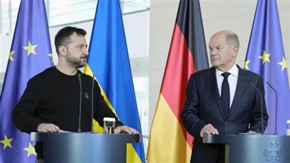 Tổng thống Ukraine chỉ trích Đức nhún nhường Nga