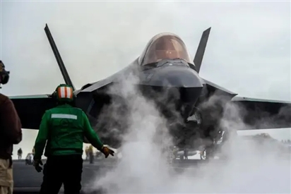 Chiến đấu cơ tàng hình mới của Trung Quốc làm lung lay niềm tin vào chương trình F-35