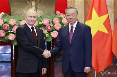 Tổng Bí thư và Chủ tịch nước trao đổi thư với Tổng thống Nga Putin