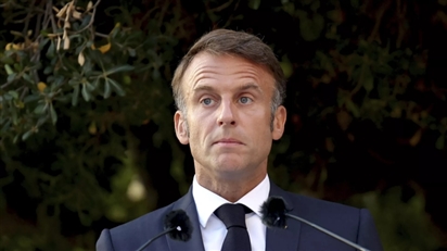 Ở Pháp đưa ra đơn thỉnh nguyện yêu cầu ông Macron từ chức