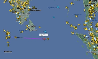 Chuyến bay chở Tổng thống Sri Lanka được theo dõi nhiều nhất thế giới
