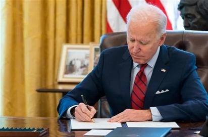 Tổng thống Biden ký thông qua gói chi tiêu Chính phủ trị giá 1.200 tỷ USD