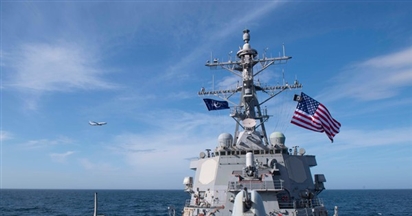 Hai tàu khu trục Mỹ tiến vào Biển Baltic sau đàm phán Nga - Ukraine