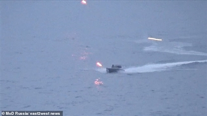 Tàu tuần tra Nga phá hủy 2 xuồng không người lái Ukraine trên Biển Đen
