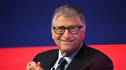 Tỉ phú Bill Gates dự đoán thời điểm dịch Covid-19 chấm dứt