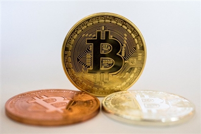 Giá Bitcoin bật tăng sau ngày sụt giảm mạnh
