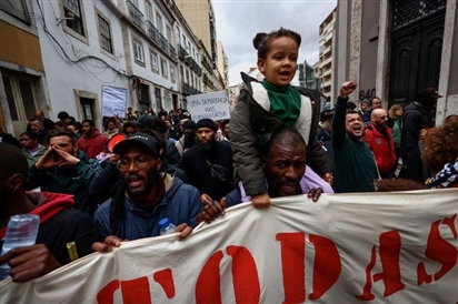 Hàng nghìn người biểu tình ở Bồ Đào Nha vì chi phí sinh hoạt tăng cao
