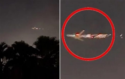 Video kinh hoàng máy bay 'nhả lửa' trên không