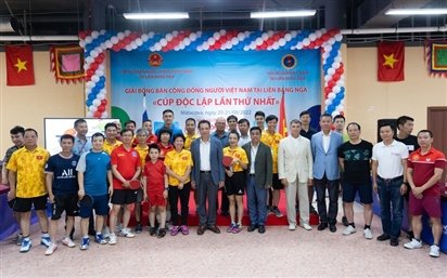 Sôi động giải bóng bàn cộng đồng người Việt Nam tại Nga