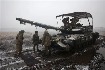 Chỉ huy tiền tuyến Ukraine nói thẳng hậu quả nếu Mỹ ngừng viện trợ
