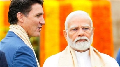 Ấn Độ dừng cấp visa cho công dân Canada