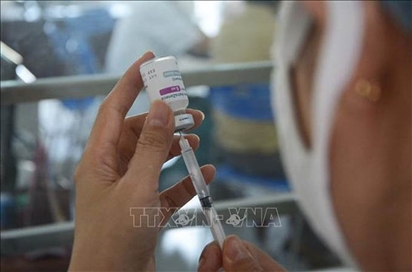 Cần Thơ: 57 trẻ dưới 18 tuổi được tiêm vaccine sức khỏe bình thường
