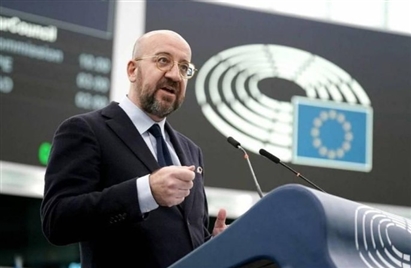Chủ tịch Hội đồng Châu Âu nói tình huống Ukraine chiến đấu bằng súng nước