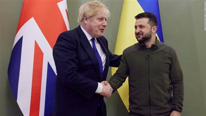 Thấy gì sau các chuyến thăm ''con thoi'' của lãnh đạo châu Âu tới Ukraine