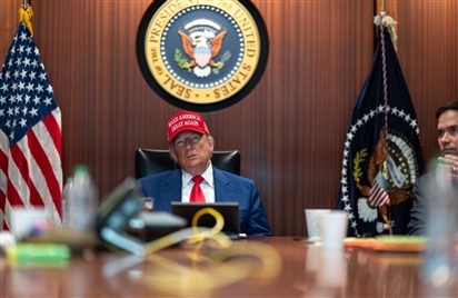 Tổng thống Trump công bố thỏa thuận thương mại với EU