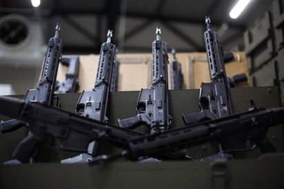 Công nghiệp vũ khí Đông Âu bùng nổ trong xung đột ở Ukraine