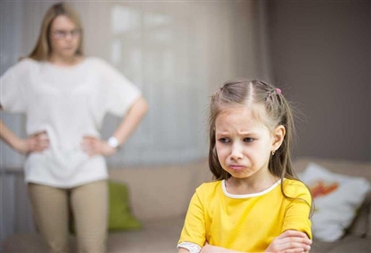 Sai lầm thường gặp của cha mẹ khi giao tiếp với con cái